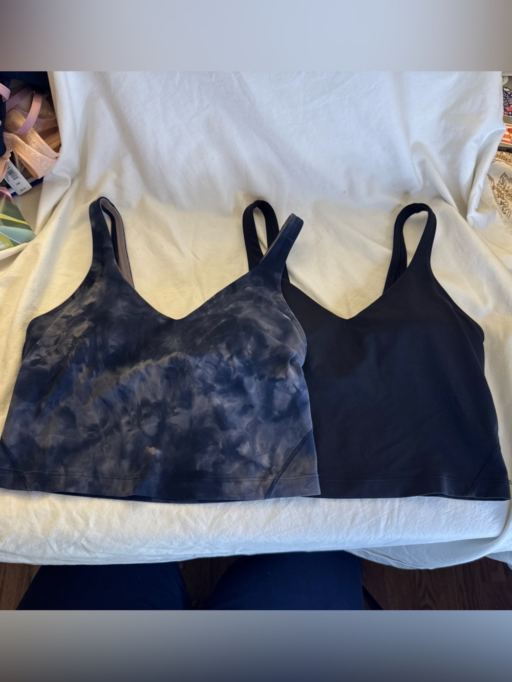 Lululemon Align Tank 2 Navy Tie Dyed & Black V Neck Cropped Athletic Top Size 6